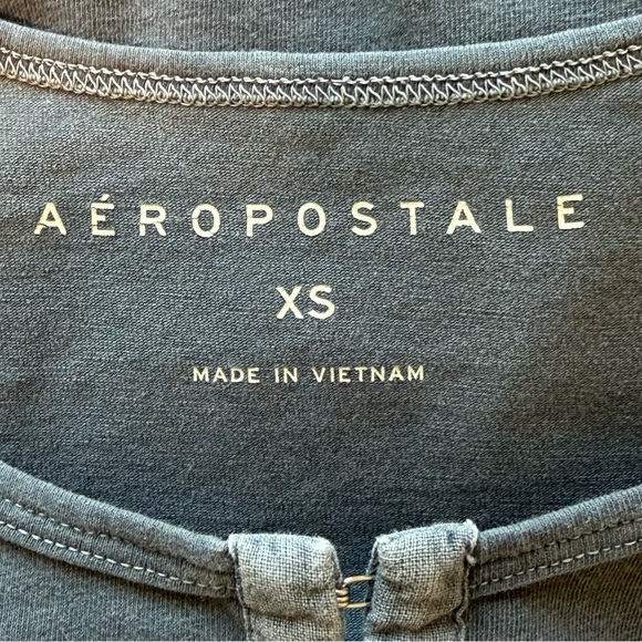 Aeropostale Hook-Front Cropped Tank Washed Charcoal Gray XS - Picture 7 of 9